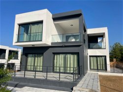 Girne Çatalköy Satılık Lüx 3+1 Villa