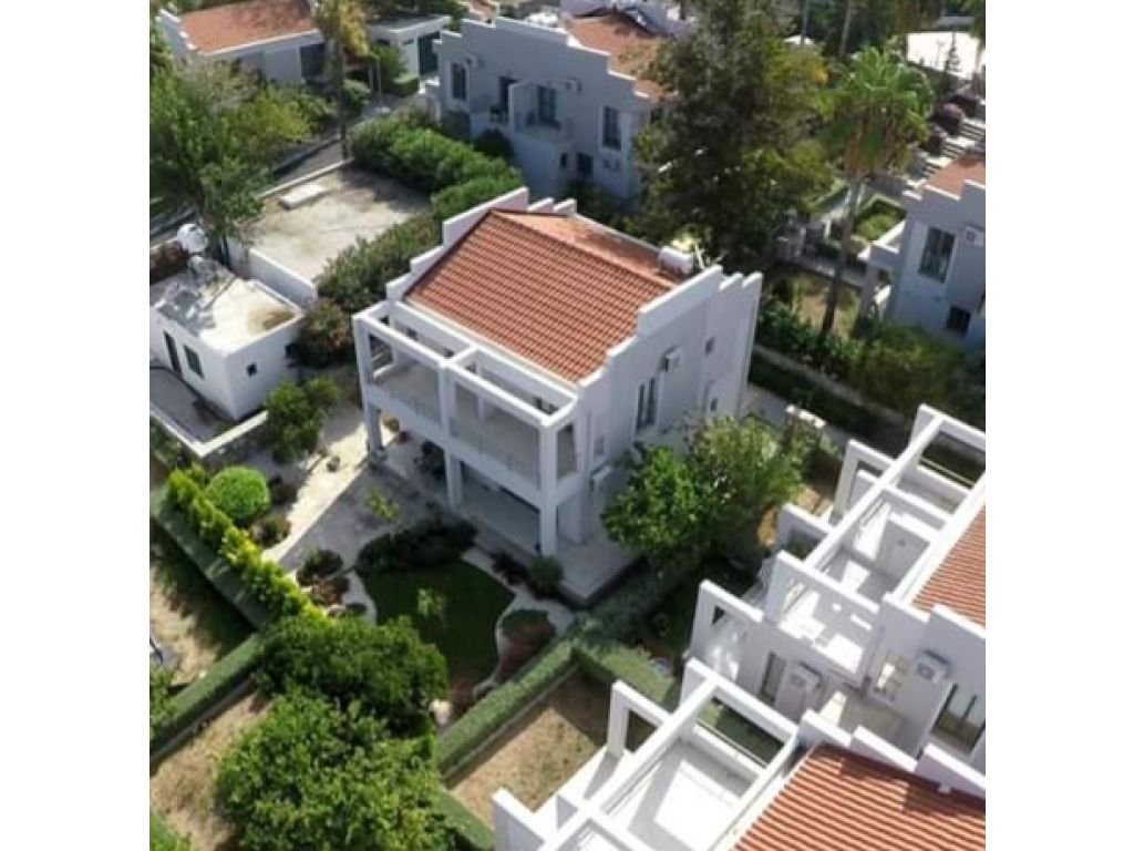 Girne Alsancak Satılık 3+1 Villa / Milos Park Sitesi-30388c32-943b-4fc6-a4c2-71e088e70600