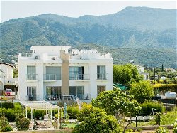 2+1 Apartment for Sale in Kyrenia, Alsancak