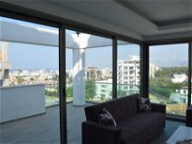 3+1 penthouse for sale in Kyrenia center 
