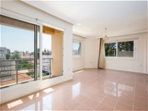 5 bedroom apartment for sale in Nicosia, Dereboyu / Turkish title deed