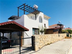 3 Bedroom House For Sale In Kyrenia, Esentepe 