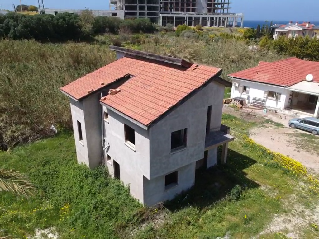 Girne Çatalköy Satılık 1700m2 arsa içerisinde 2 adet villa  -04b5a080-ca29-4fc7-9088-176bd7cbcba8
