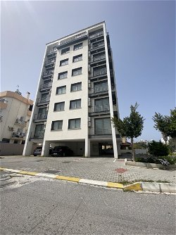Apartment For Sale In Kyrenia Center 