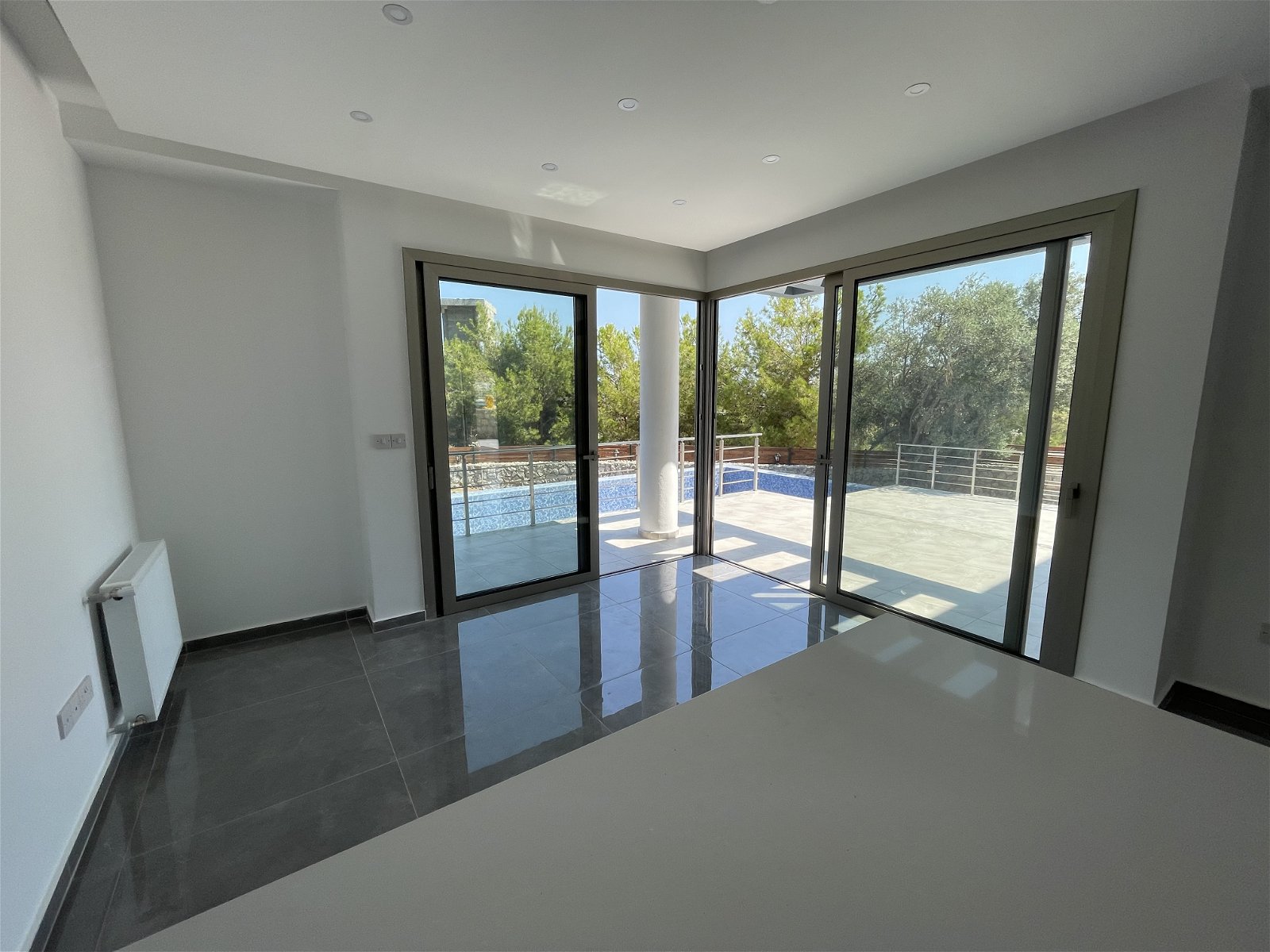 Stunning 3+1 Modern Villa with Sea and Mountain Views in Catalkoy, Kyrenia-12c53f1d-054c-4208-960a-014bb59664a9