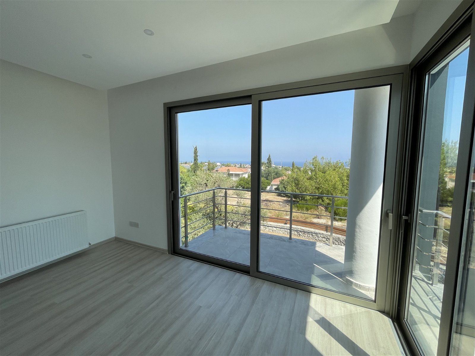 Stunning 3+1 Modern Villa with Sea and Mountain Views in Catalkoy, Kyrenia-ff3ba87a-a350-4940-b084-4abc5100d1e2